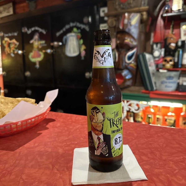 Hernandez' Hideaway Restaurant 19320 Lake Dr