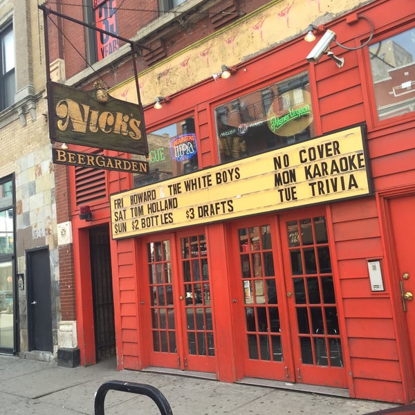 5/17/2016 tarihinde R G.ziyaretçi tarafından Nick&#39;s Beer Garden'de çekilen fotoğraf