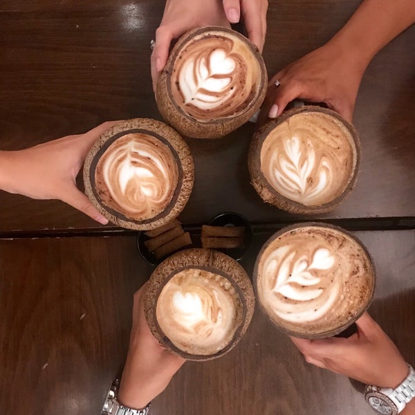 Foto tomada en Paper Roasting Coffee &amp; Chocolate  por Miray Nur S. el 8/23/2019