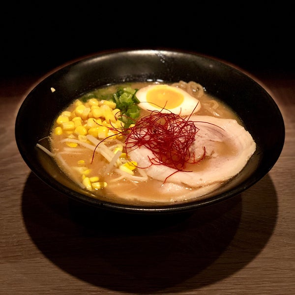5/6/2018에 Kevin T.님이 Yama Izakaya &amp; Sushi에서 찍은 사진