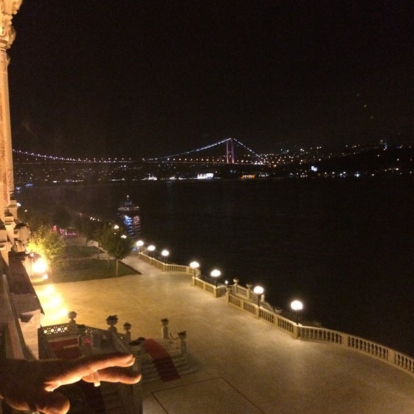 7/25/2015 tarihinde Yasin S.ziyaretçi tarafından Çırağan Palace Kempinski Istanbul'de çekilen fotoğraf