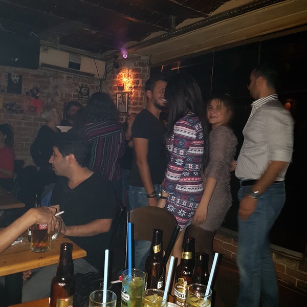 9/24/2016にAylin K.がDokuzaltı Barで撮った写真