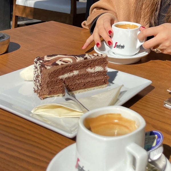 A really great coffee and chocolate cake 🍰
