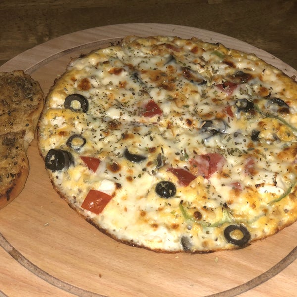 MANVILLE PIZZA Esentepe'de Pizzacı