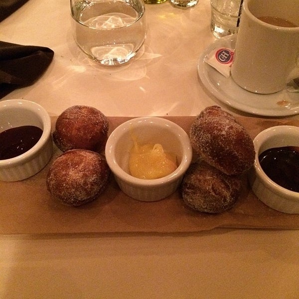 4/11/2014 tarihinde Ray E.ziyaretçi tarafından Firenze Osteria'de çekilen fotoğraf