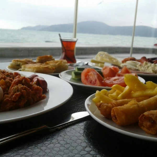 12/18/2014 tarihinde Alevziyaretçi tarafından Biba Cafe'de çekilen fotoğraf