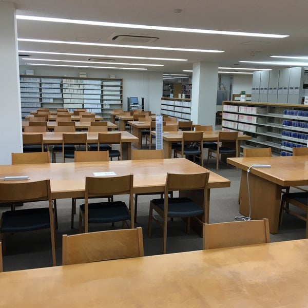 滋賀大学附属図書館 教育学部分館 大津市 滋賀県
