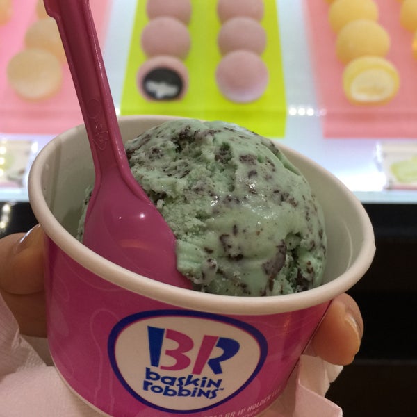 Baskin Robbins Ice Cream Shop In Kebayoran Baru