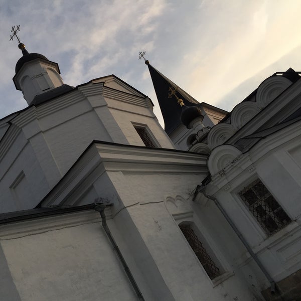 Ханты Мансийск гимназия храм Воскресения Христова