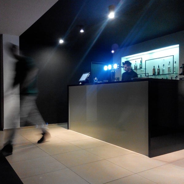 2/21/2014にTanya T.がThe Roof Lounge &amp; Barで撮った写真
