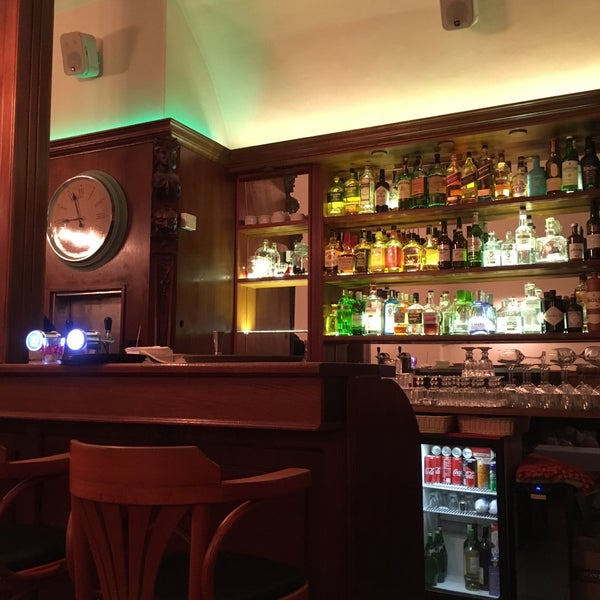 12/18/2017 tarihinde George K.ziyaretçi tarafından Jo´s Bar &amp; Restaurant'de çekilen fotoğraf