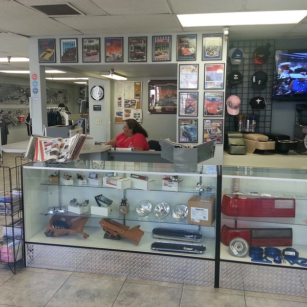Photo prise au California Mustang Parts and Accessories par California Mustang Parts and Accessories le8/28/2014