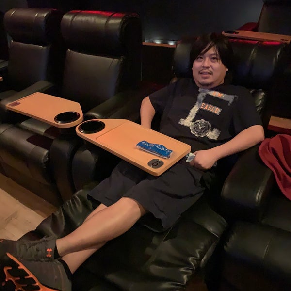 Photos at Spring Hill 8 Sapphire Motion Pictures Movie Theater