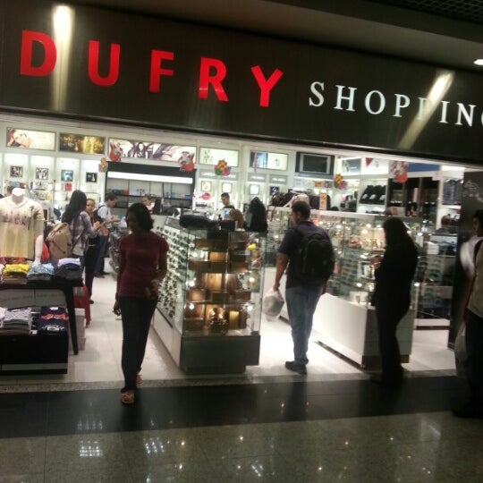 Photo taken at Dufry Shopping by Heitor D. on 12/21/2012