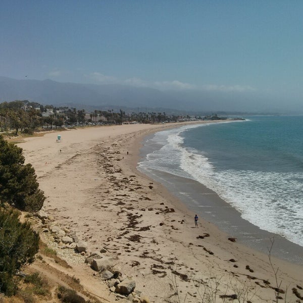 Leadbetter Beach & Park 15 tips from 2071 visitors