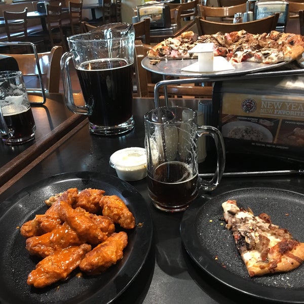 Pizza Factory Fast Food Restaurant in Ridgecrest