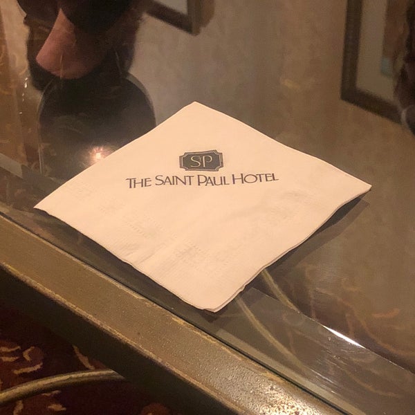 11/11/2018 tarihinde Haley G.ziyaretçi tarafından The Saint Paul Hotel'de çekilen fotoğraf