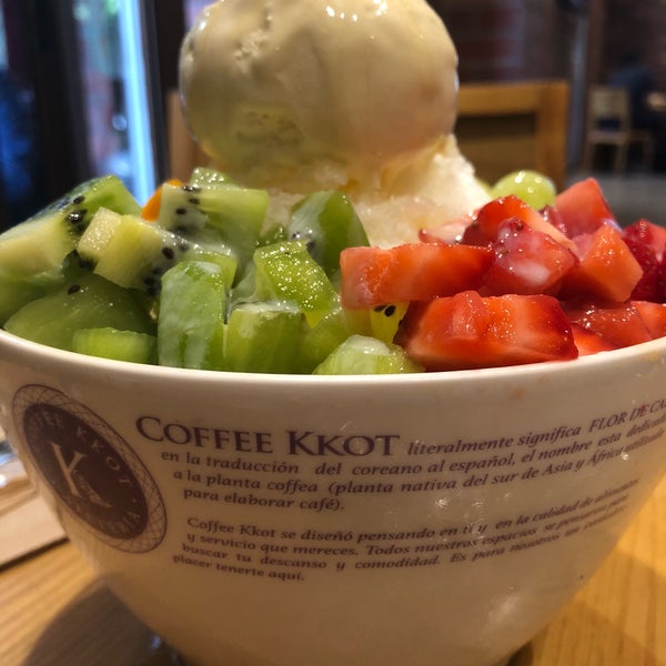 Photo taken at Coffee Kkot by Gloria M. on 7/16/2018