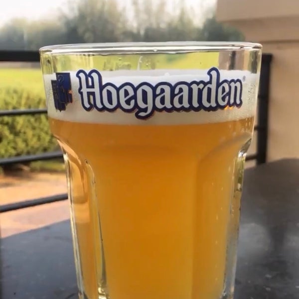 Снимок сделан в Belgian Beer Cafe пользователем Mirza Alp Ö. 6/7/2020