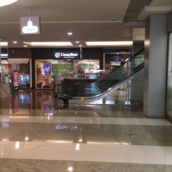 Photo taken at Goiânia Shopping by Edu M. on 1/25/2019