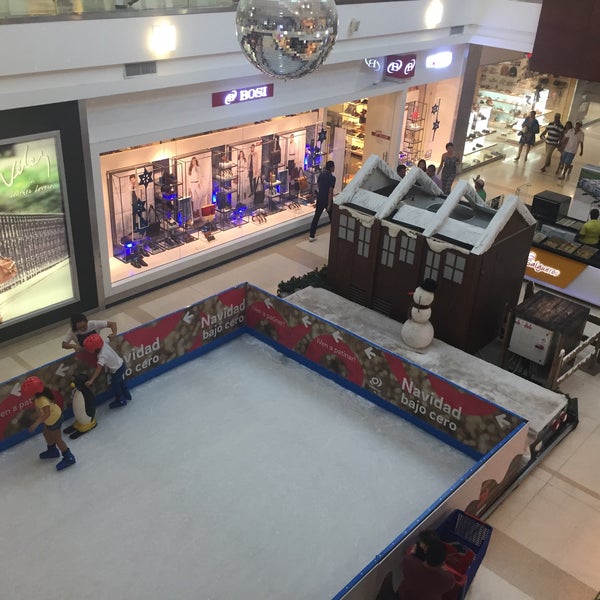 1/2/2017 tarihinde Marco Aurelio G.ziyaretçi tarafından Mall Plaza El Castillo'de çekilen fotoğraf