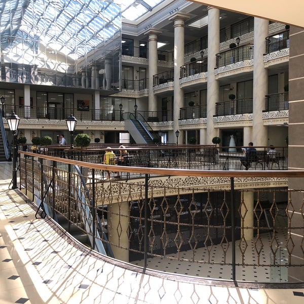 Визовый центр индия литейный 26. Центр питера здания. Литейный 26 визовый центр. Литейный 26 преображенский двор. Литейный 26 санкт-петербург.