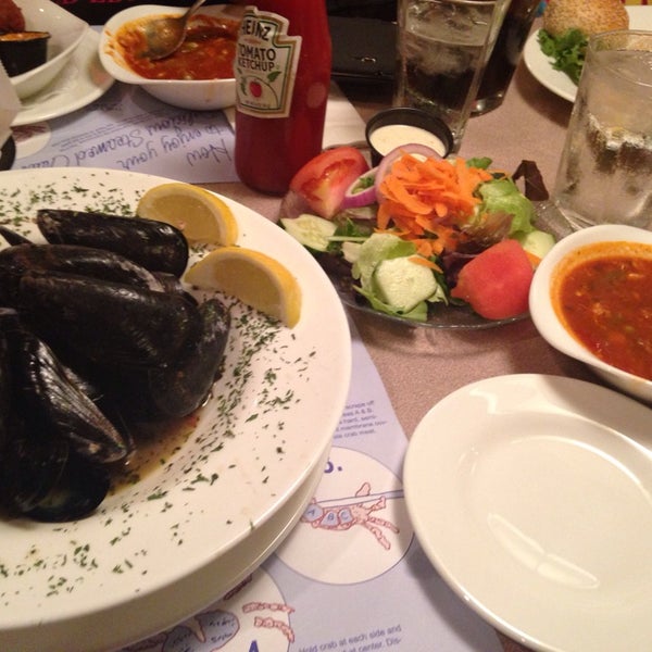 Photo taken at DiNardo&#39;s Famous Seafood by Pinky B. on 5/12/2014