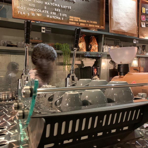 11/6/2019 tarihinde Devin B.ziyaretçi tarafından Underline Coffee'de çekilen fotoğraf