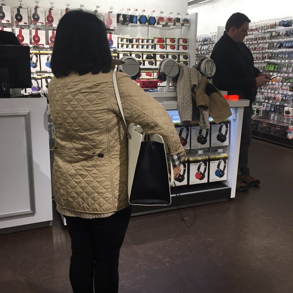 RadioShack Electronics Store in New York