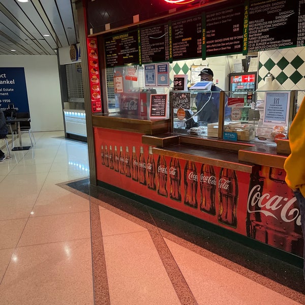 Robinson's No. 1 Ribs Union Station BBQ Joint in Chicago