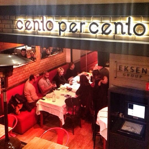 Photo taken at Cento Per Cento by Cento Per Cento on 2/20/2014