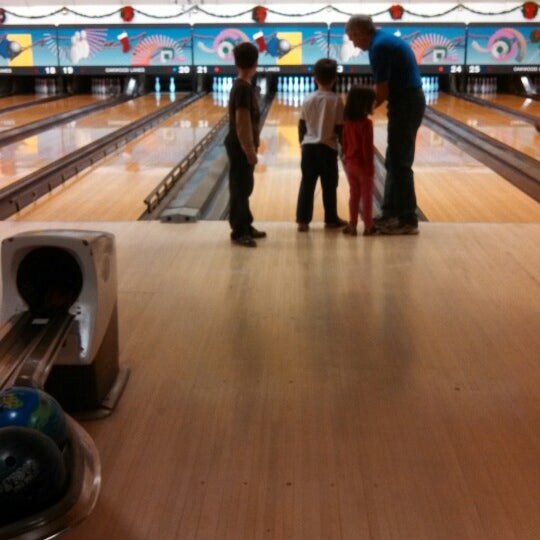 Photos at Oakwood Lanes 5 tips from 482 visitors