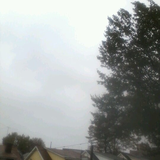 Das Foto wurde bei Frankenstorm Apocalypse - Hurricane Sandy von Pilar S. am 10/29/2012 aufgenommen