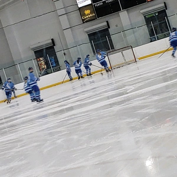 St. Louis Park Rec Center Skating Rink