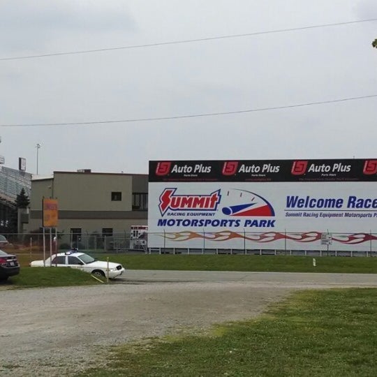 6/10/2014 tarihinde Steven S.ziyaretçi tarafından Summit Motorsports Park'de çekilen fotoğraf