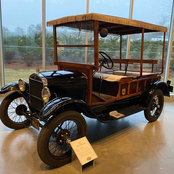 Снимок сделан в Barber Vintage Motorsports Museum пользователем Todd M. 3/15/2021