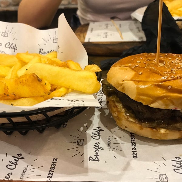 Foto diambil di City Burger oleh Anıl T. pada 11/9/2019