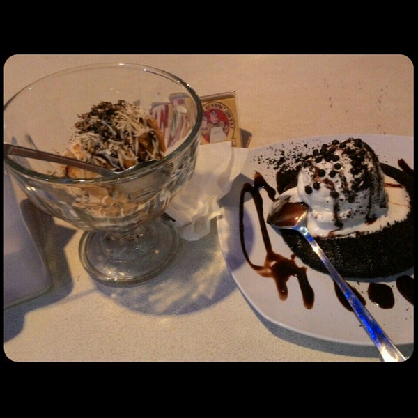 Ice Cream Goreng Mang Oncel Balikpapan, East Borneo