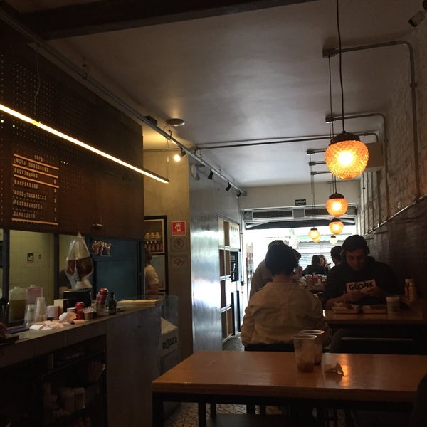9/12/2018 tarihinde Alisson P.ziyaretçi tarafından Guarita Burger'de çekilen fotoğraf