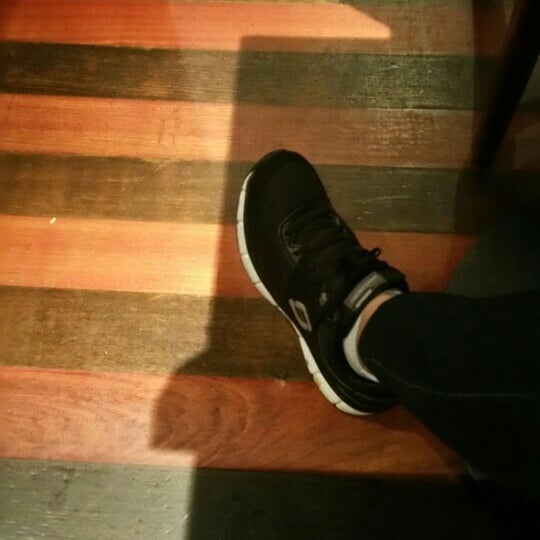 payless montebello mall