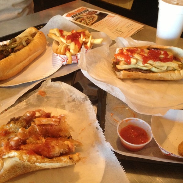 Снимок сделан в Big Bite Pizza &amp; Grill пользователем Daniel S. 3/16/2013
