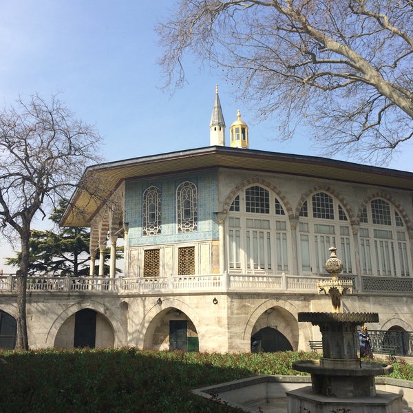 Das Foto wurde bei Topkapı Sarayı Müzesi von Javad M. am 3/25/2015 aufgenommen
