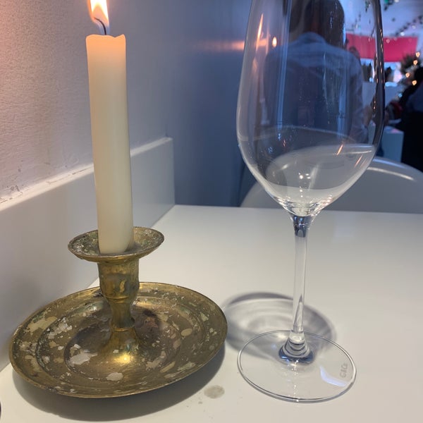 Photo taken at Ottolenghi by Carolyn B. on 8/31/2019