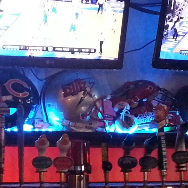 Photo taken at Windy City Ale House by Mark H. on 4/6/2014