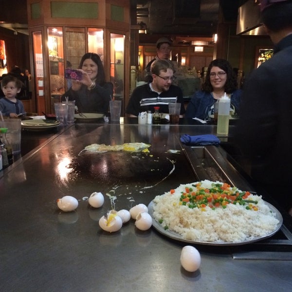 Photo taken at Azuma Sushi and Teppan by Kelly J. on 3/29/2014