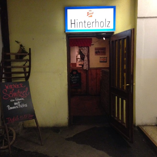 Снимок сделан в Hinterholz Bar-Restaurant пользователем Fedor S. 5/8/2014
