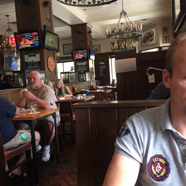 Photo taken at Miller Time Pub &amp; Grill by Paulien Z. on 7/5/2018