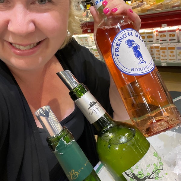 8/14/2022 tarihinde Bridget W.ziyaretçi tarafından Whole Foods Market'de çekilen fotoğraf