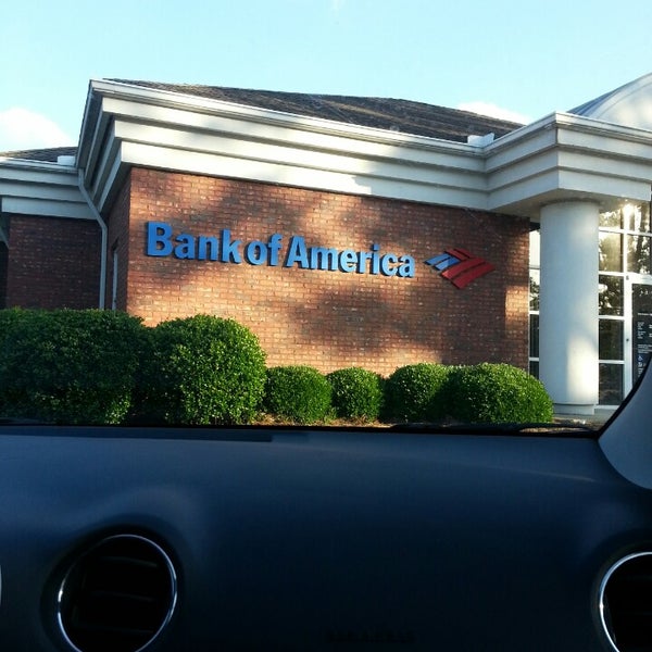 Photos at Bank of America 2021 Sunset Blvd