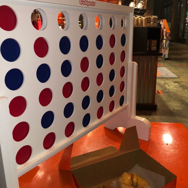 10/5/2018에 m✨님이 Sugar Shack Donuts &amp; Coffee에서 찍은 사진